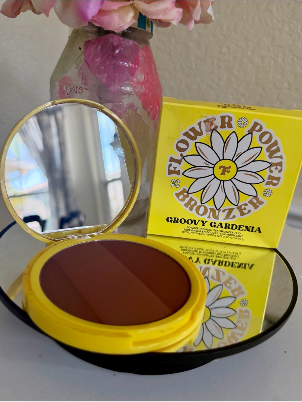 Trixie Cosmetics Flower Power Groovy Gardenia Large Bronzer NIB